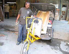 Pedicab can carry Cargo